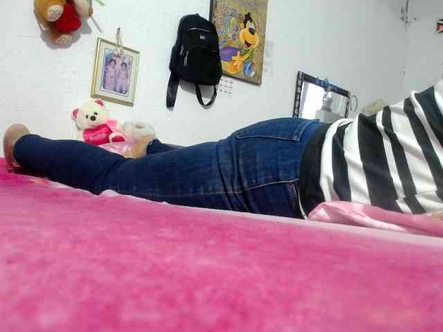 maturehornykinky webcam