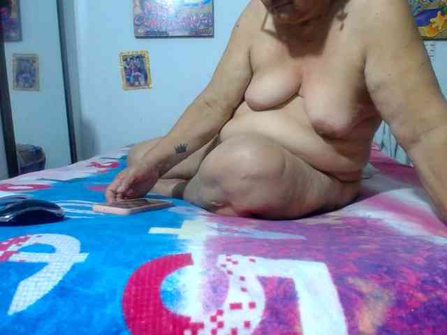 maturehornykinky webcam