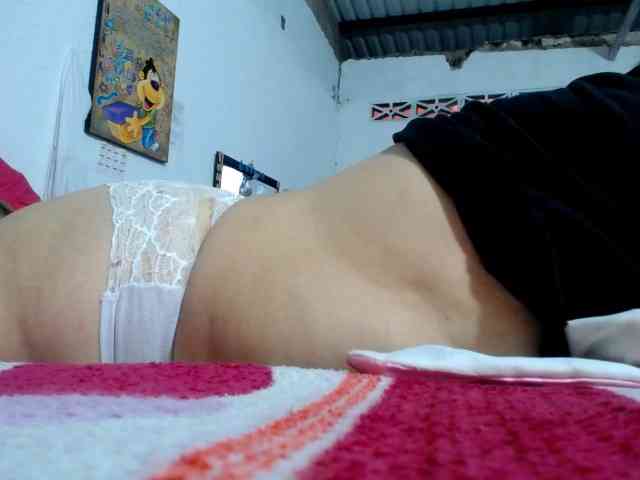 maturehornykinky webcam