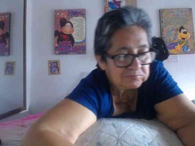 maturehornykinky webcam