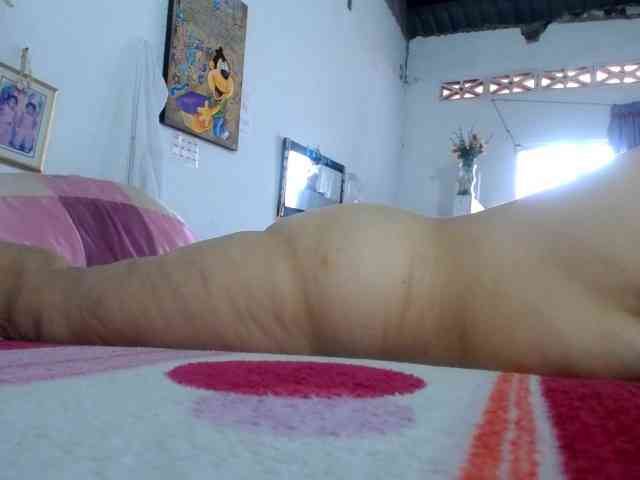 maturehornykinky webcam
