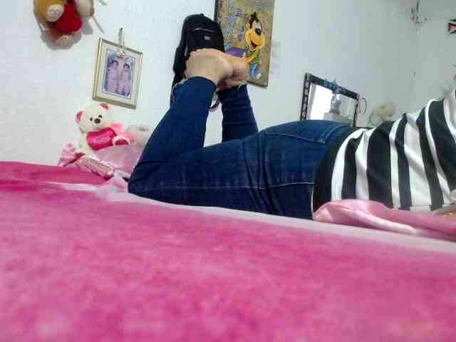 maturehornykinky webcam