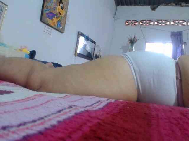 maturehornykinky webcam