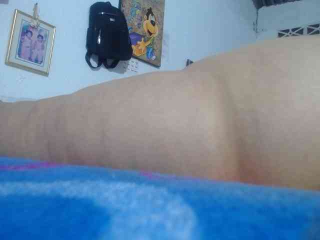 maturehornykinky webcam