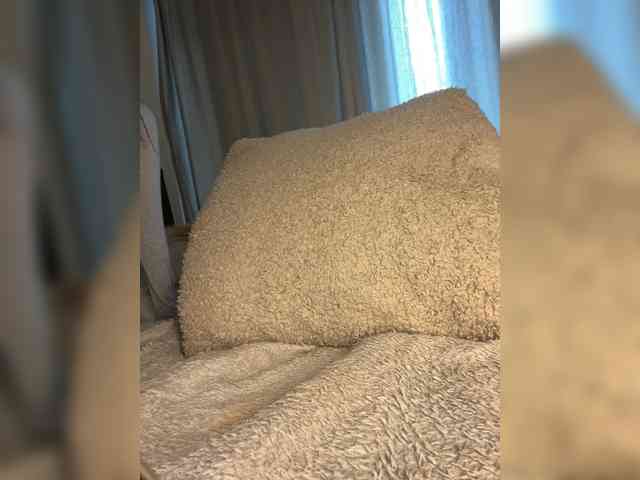 Tiana_Charm webcam