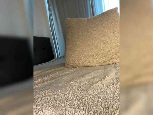 Tiana_Charm webcam