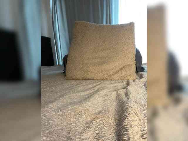 Tiana_Charm webcam