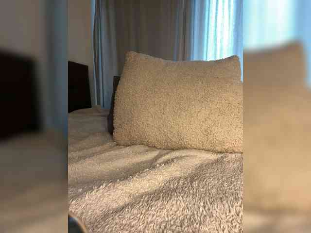 Tiana_Charm webcam