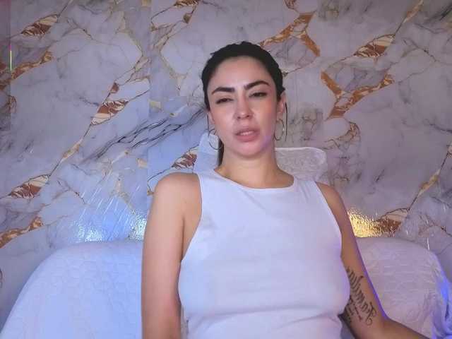 CristalHeart live cam on BongaCams