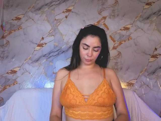 Criistal live webcam show