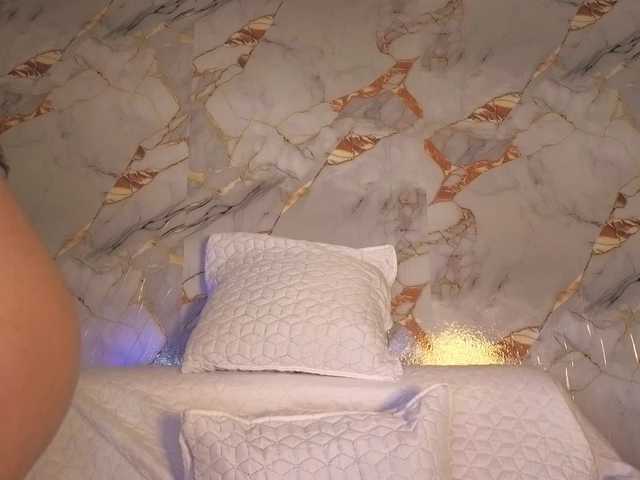 Criistal live cam preview