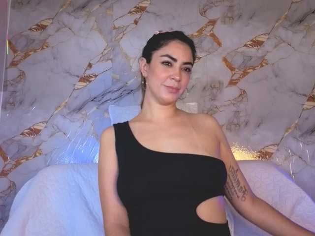 CristalHeart live cam on BongaCams