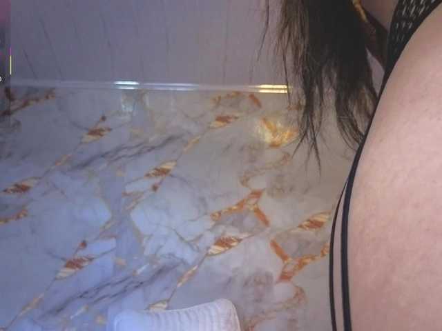 Criistal live webcam show