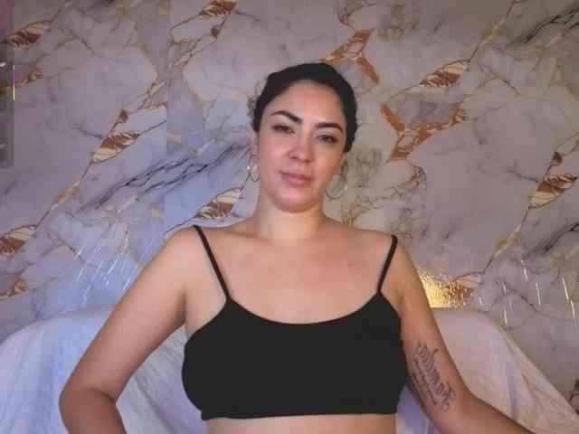 Model: Criistal