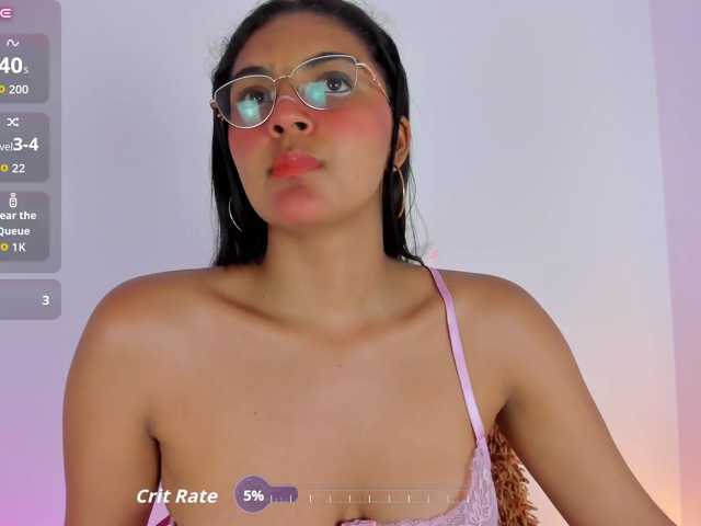 Melodymoore live cam on BongaCams