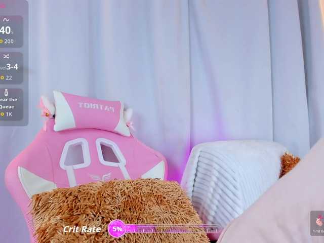 Melodymoore live cam on BongaCams