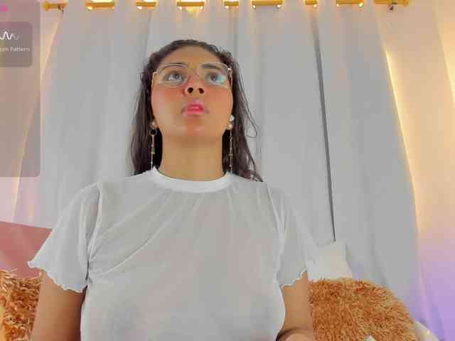 Melodymoore webcam