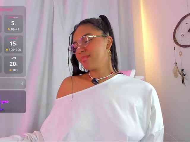 Melodymoore webcam