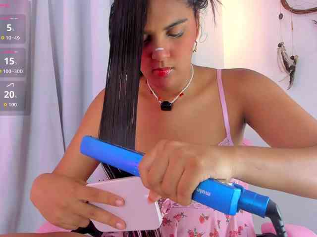 Melodymoore webcam