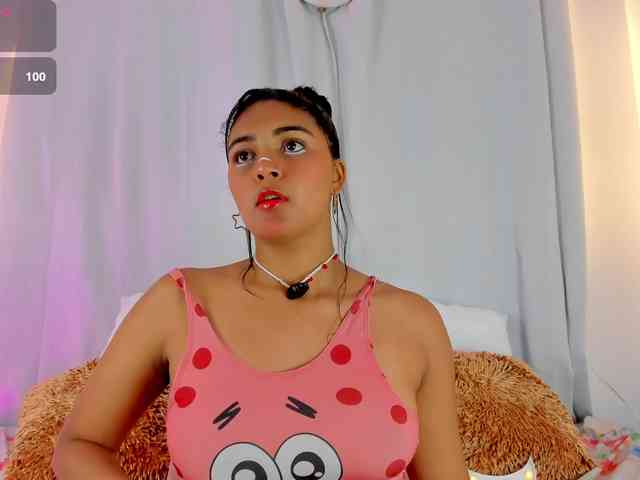 Melodymoore webcam