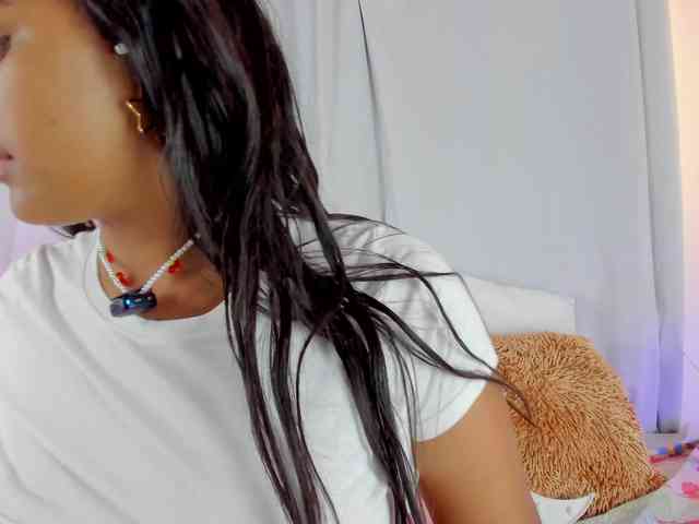 Melodymoore webcam