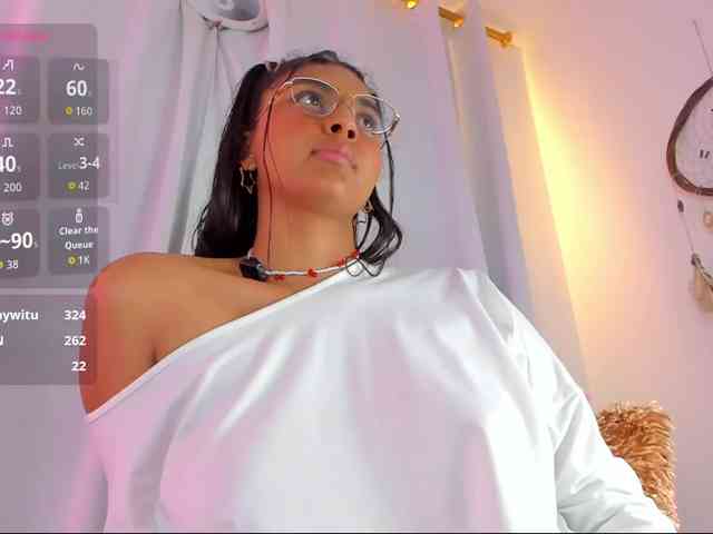 Melodymoore webcam