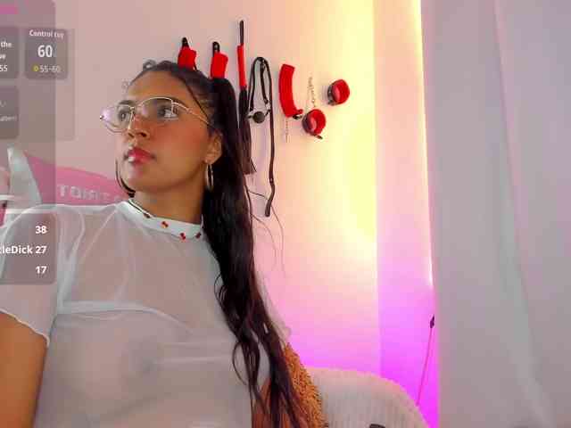 Melodymoore webcam