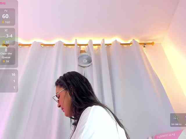Melodymoore webcam
