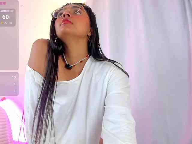 Melodymoore webcam