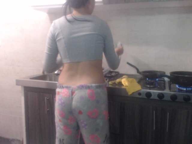 Sabrinav live cam on BongaCams