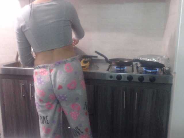 Sabrinav live cam on BongaCams