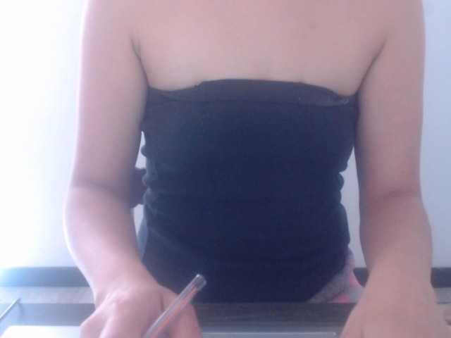 Sabrinav live cam on BongaCams