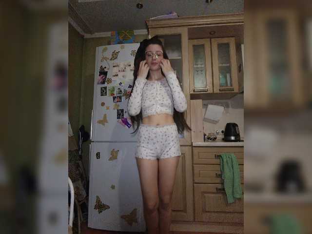 в попе у Ymmixxx
