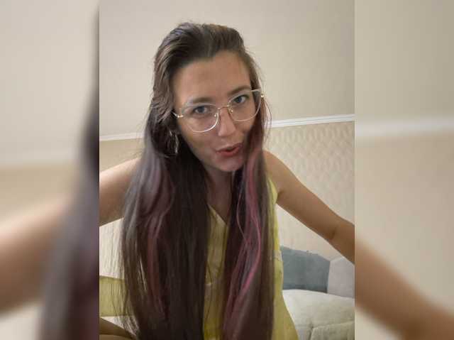 Ymmixxx live cam on BongaCams