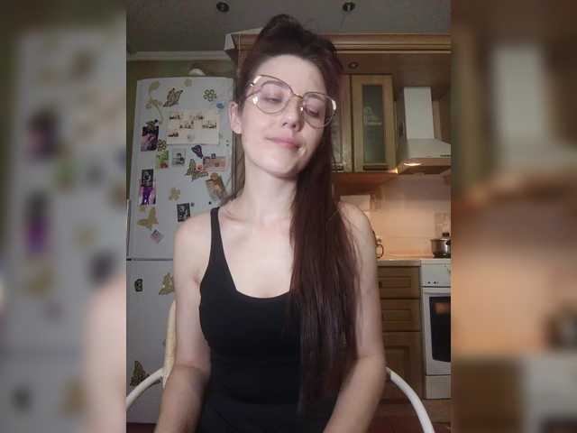 Ymmixxx's BongaCams show and profile