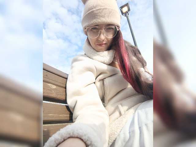 Ymmixxx's BongaCams show and profile