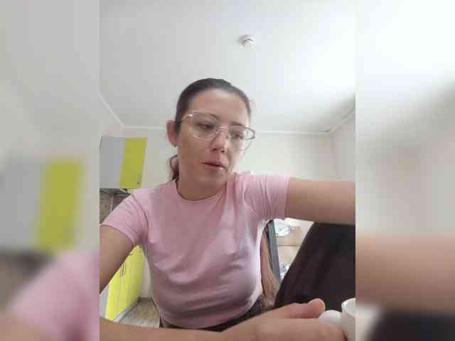 Ymmixxx's webcam live show