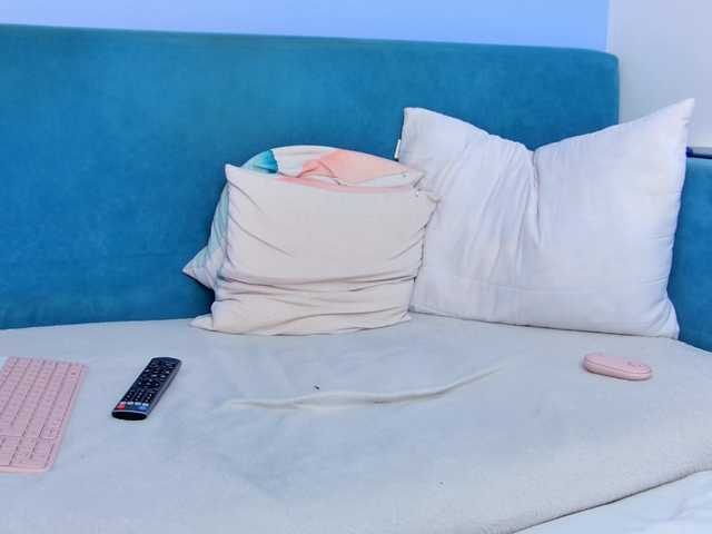 moon-cake live cam on BongaCams