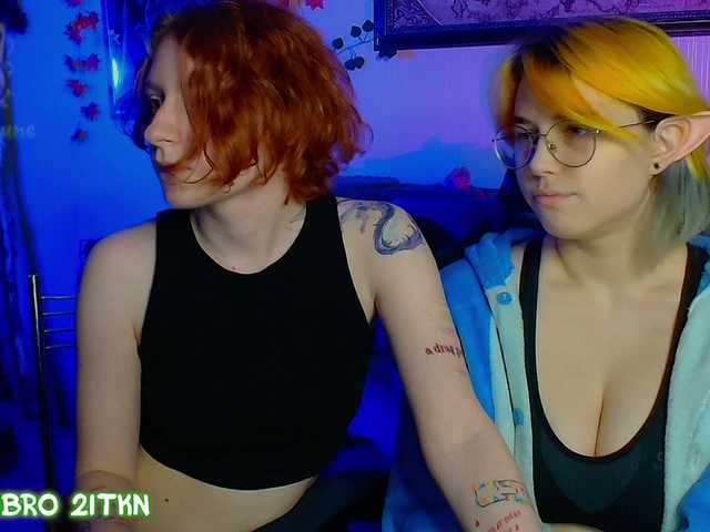 Tricky-Kitsune live cam on BongaCams