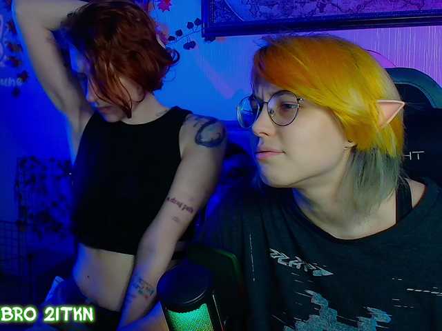 Tricky-Kitsune live cam on BongaCams