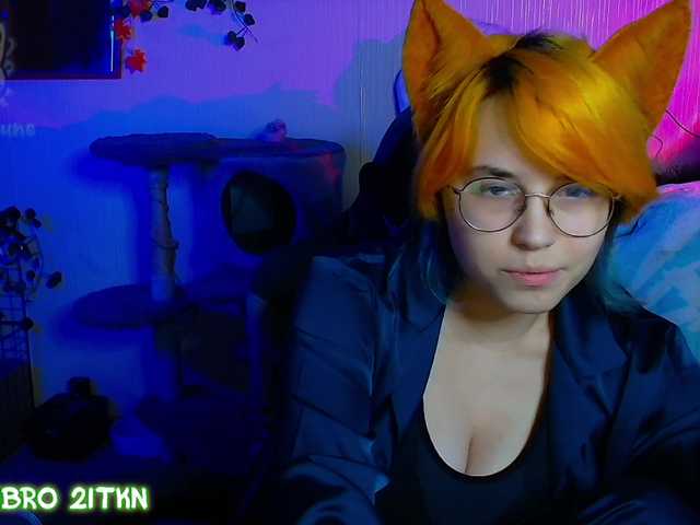 Tricky-Kitsune live cam on BongaCams