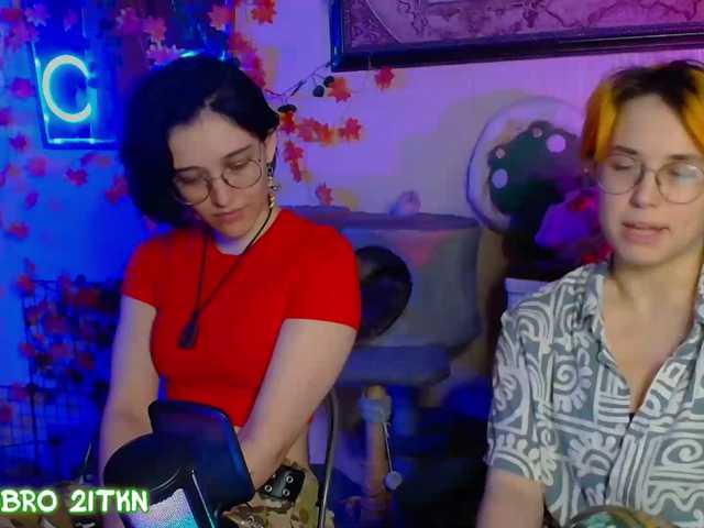 Tricky-Kitsune live cam on BongaCams