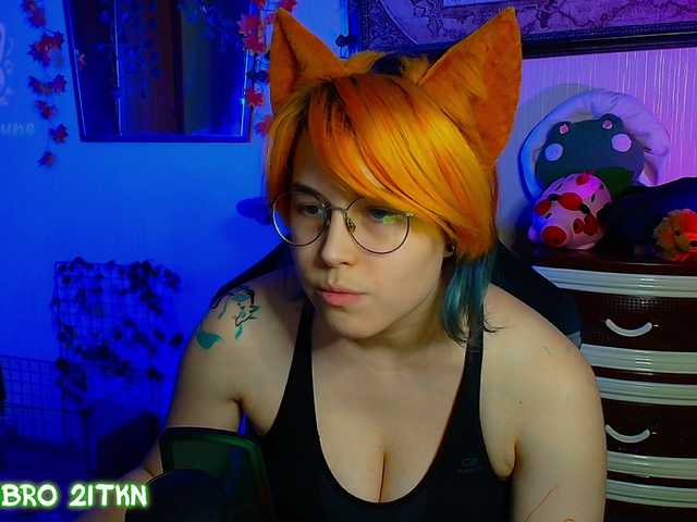 Tricky-Kitsune live cam on BongaCams