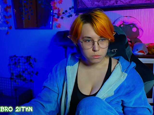 Tricky-Kitsune live cam on BongaCams