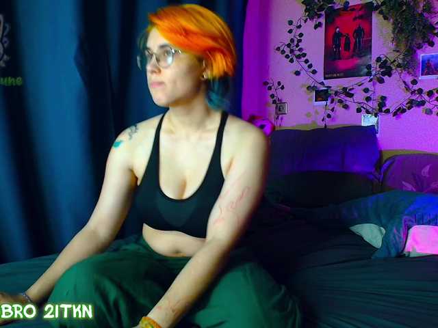Tricky-Kitsune live cam on BongaCams