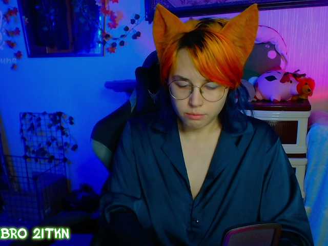 Tricky-Kitsune live cam on BongaCams