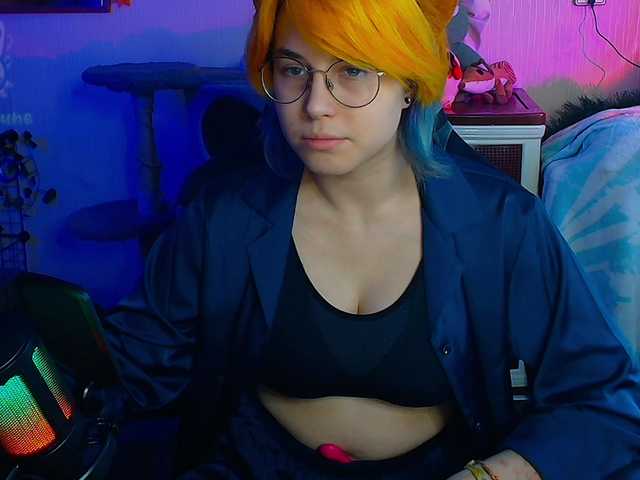 Tricky-Kitsune live cam on BongaCams