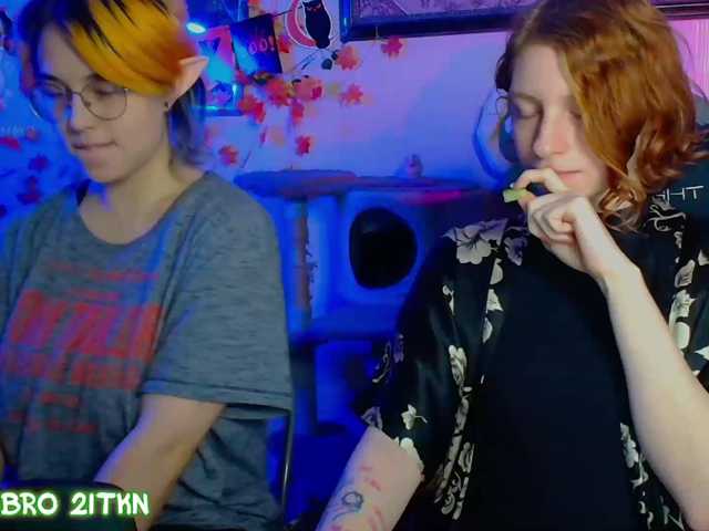 Tricky-Kitsune live cam on BongaCams