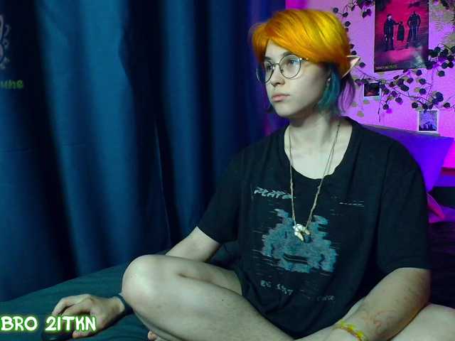 Tricky-Kitsune live cam on BongaCams