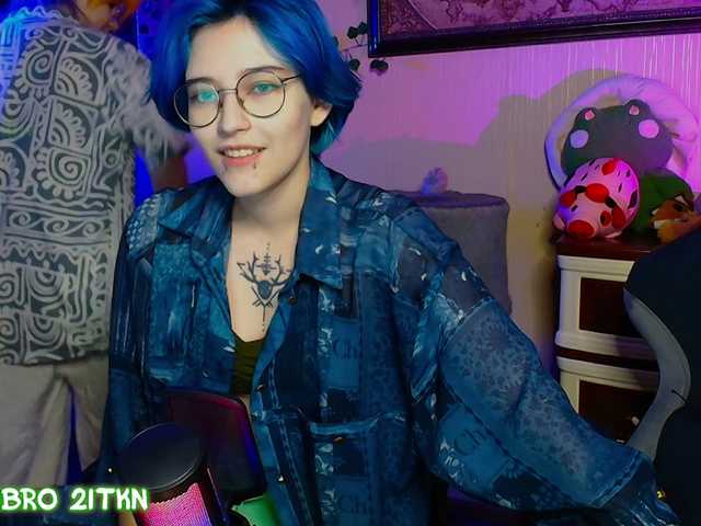 Tricky-Kitsune live cam on BongaCams